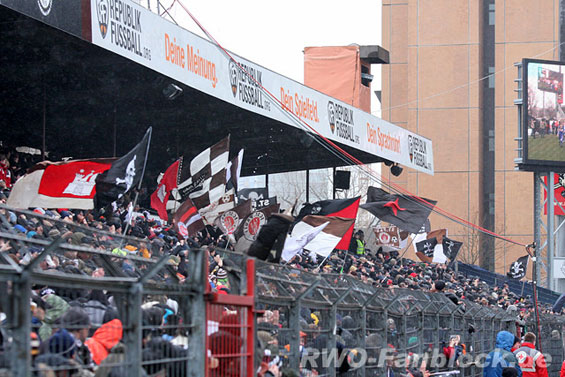 FC St. Pauli vs Rot-Weiß Oberhausen (5-3) (4)