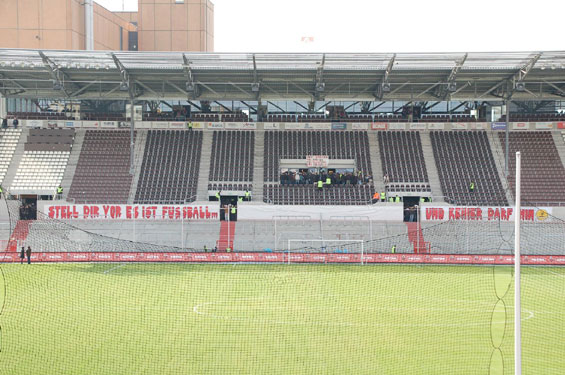 FC St. Pauli vs FC Hansa Rostock (2-0) (2)