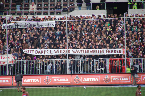 FC St. Pauli vs FC Hansa Rostock (2-0) (15)