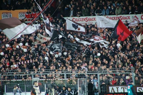FC St. Pauli vs VfL Wolfsburg (1-1) (1)