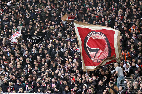 Borussia Dortmund vs FC St. Pauli (2-0) (5)