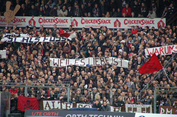 FC St. Pauli vs VfB Stuttgart (1-2) (2)