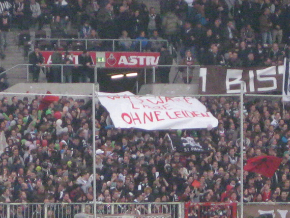 FC St. Pauli vs VfB Stuttgart (1-2) (23)