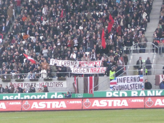 FC St. Pauli vs VfB Stuttgart (1-2) (33)