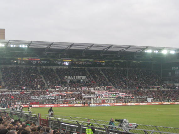 FC St. Pauli vs VfB Stuttgart (1-2) (35)