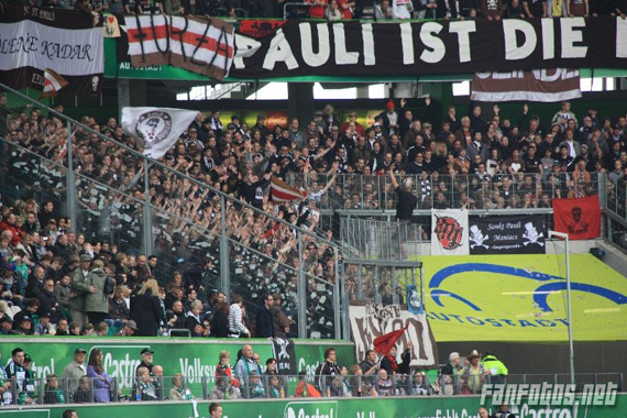 VfL Wolfsburg vs FC St. Pauli (2-2) (3)