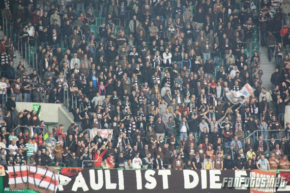 VfL Wolfsburg vs FC St. Pauli (2-2) (4)