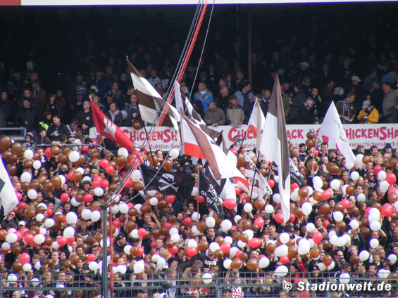 FC St. Pauli vs Hamburger SV (1-1) (9)