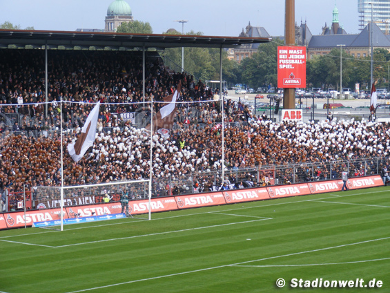 FC St. Pauli vs Hamburger SV (1-1) (10)