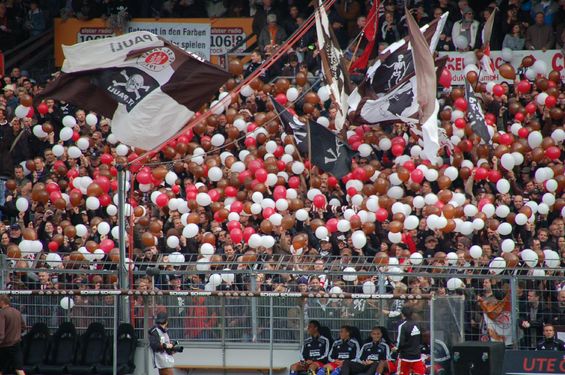 FC St. Pauli vs Hamburger SV (1-1) (43)