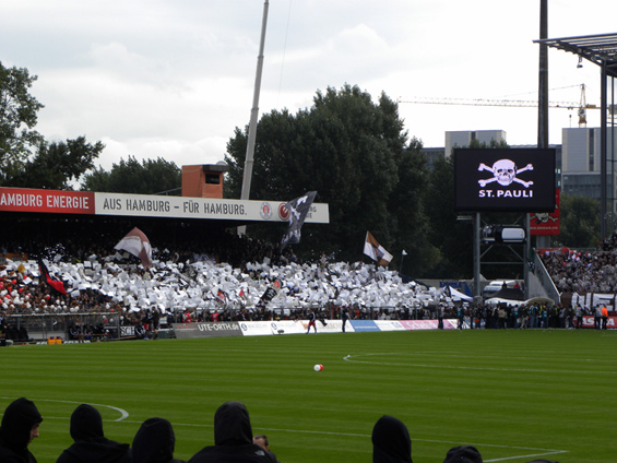 FC St. Pauli vs Hamburger SV (1-1) (53)