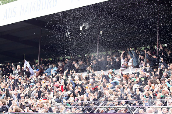 FC St. Pauli vs Borussia Dortmund (1-3) (1)