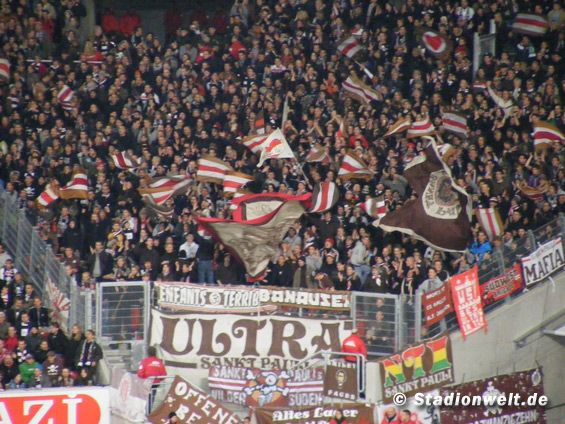 VfB Stuttgart vs FC St. Pauli (2-0) (8)