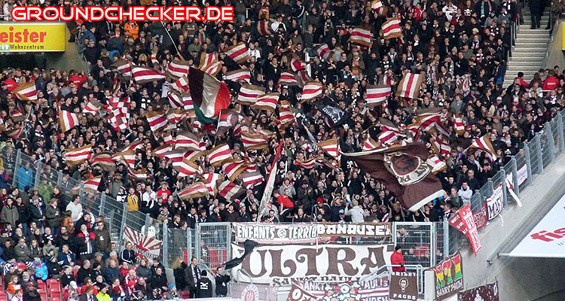VfB Stuttgart vs FC St. Pauli (2-0) (10)