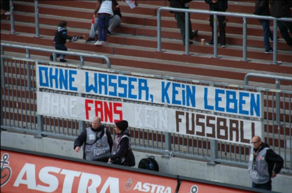 FC St. Pauli vs FC Hansa Rostock (3-0) (2)