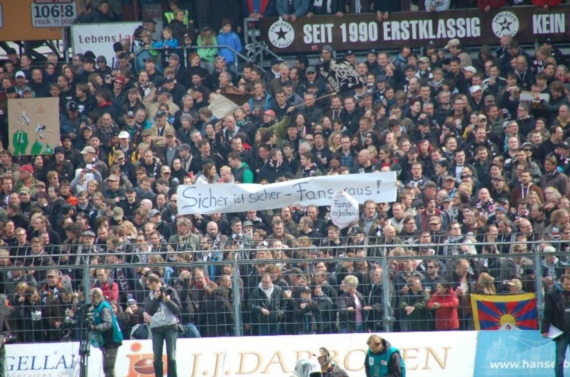 FC St. Pauli vs FC Hansa Rostock (3-0) (15)
