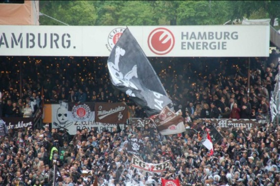 FC St. Pauli vs SC Paderborn (5-0) (16)
