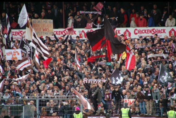 FC St. Pauli vs SC Paderborn (5-0) (30)