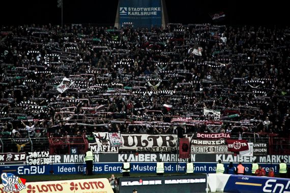 Karlsruher SC vs FC St. Pauli (0-2) (8)