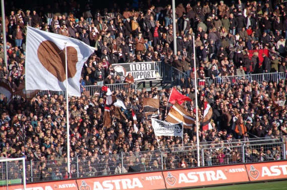 FC St. Pauli vs Dynamo Dresden (3-2) (2)