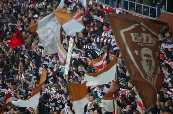 FC St. Pauli vs 1. FC Kaiserslautern (1-0) (10)