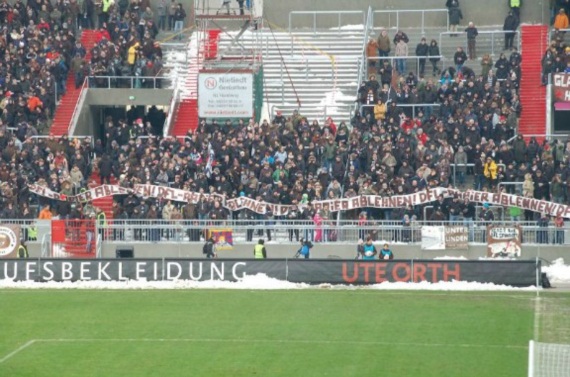FC St. Pauli vs FC Erzgebirge Aue (0-3) (4)