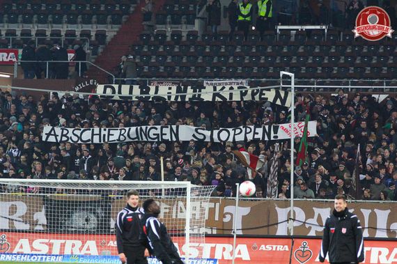 FC St. Pauli vs SSV Jahn Regensburg (3-2) (12)