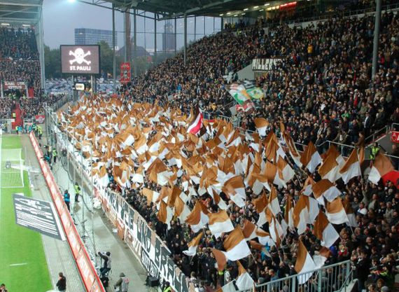 FC St. Pauli vs SC Paderborn (1-2) (3)