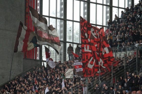1. FC Kaiserslautern vs FC St. Pauli (4-1) (2)