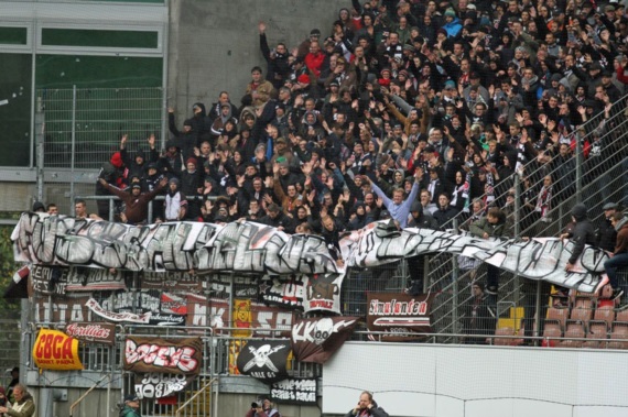 1. FC Kaiserslautern vs FC St. Pauli (4-1) (3)