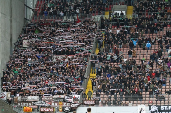 1. FC Kaiserslautern vs FC St. Pauli (4-1) (5)
