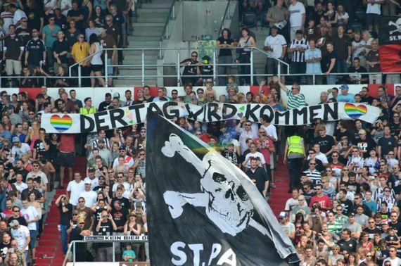 FC St. Pauli vs FC Ingolstadt 04 (1-1) (8)