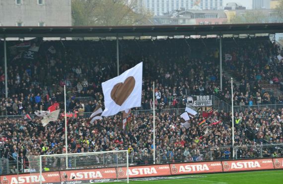 FC St. Pauli vs Karlsruher SC (0-4) (1)