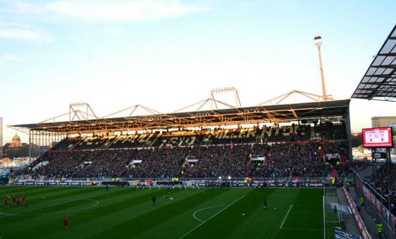 FC St. Pauli vs Fortuna Düsseldorf (4-0) (10)