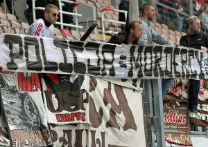 1. FC Kaiserslautern vs FC St. Pauli (0-2)