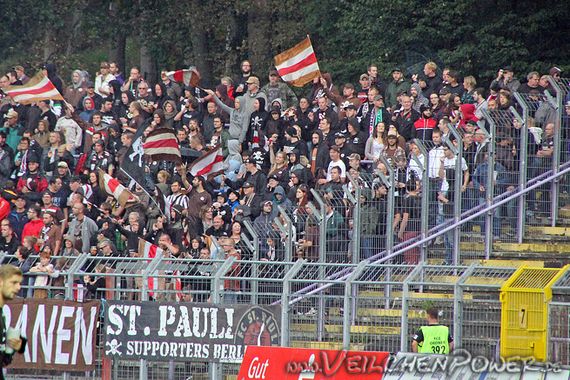 FC Erzgebirge Aue vs FC St. Pauli (3-0) (1)