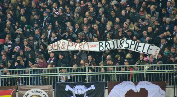 FC St. Pauli vs Fortuna Düsseldorf (4-0) (11)
