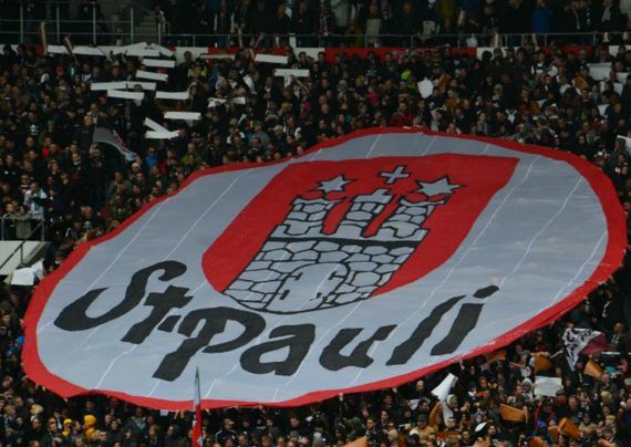 FC St. Pauli vs 1. FC Kaiserslautern (5-2) (2)