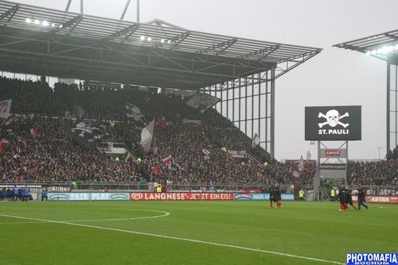 FC St. Pauli vs VfL Bochum (1-1) (7)