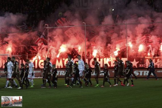 FC St. Pauli vs 1. FC Union Berlin (1-2) (12)