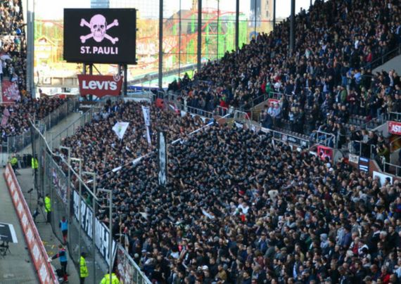 FC St. Pauli vs SV Sandhausen (0-0) (12)