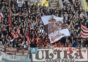 1. FC Kaiserslautern vs FC St. Pauli (1-2)