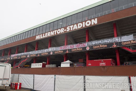 FC St. Pauli vs Eintracht Braunschweig (0-0) (2)