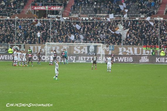 FC St. Pauli vs SV Sandhausen (1-1) (9)