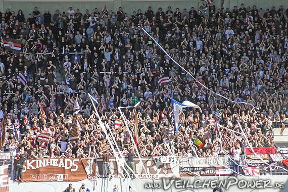 FC Erzgebirge Aue vs FC St. Pauli (2-1) (5)