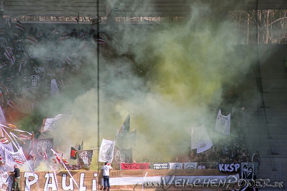 FC Erzgebirge Aue vs FC St. Pauli (2-1) (8)