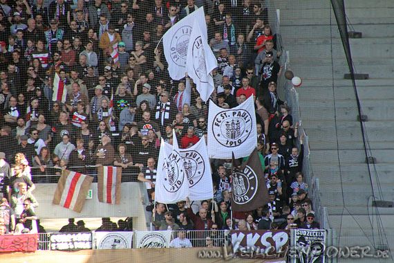 FC Erzgebirge Aue vs FC St. Pauli (2-1) (12)