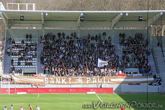 FC Erzgebirge Aue vs FC St. Pauli (2-1) (15)