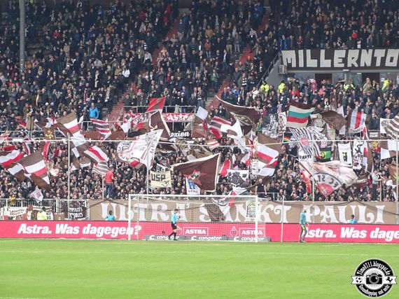 FC St. Pauli vs VfB Stuttgart (1-1) (11)