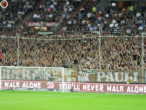 FC St. Pauli vs Holstein Kiel (2-1) (1)